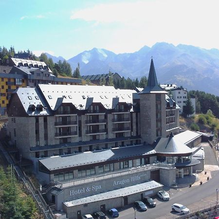 Snoe Aragon Hills Hotel Formigal Exterior photo